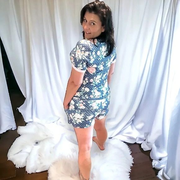 Shirley & Stone Floral Polka dot short pajama set - Picture 5 of 6